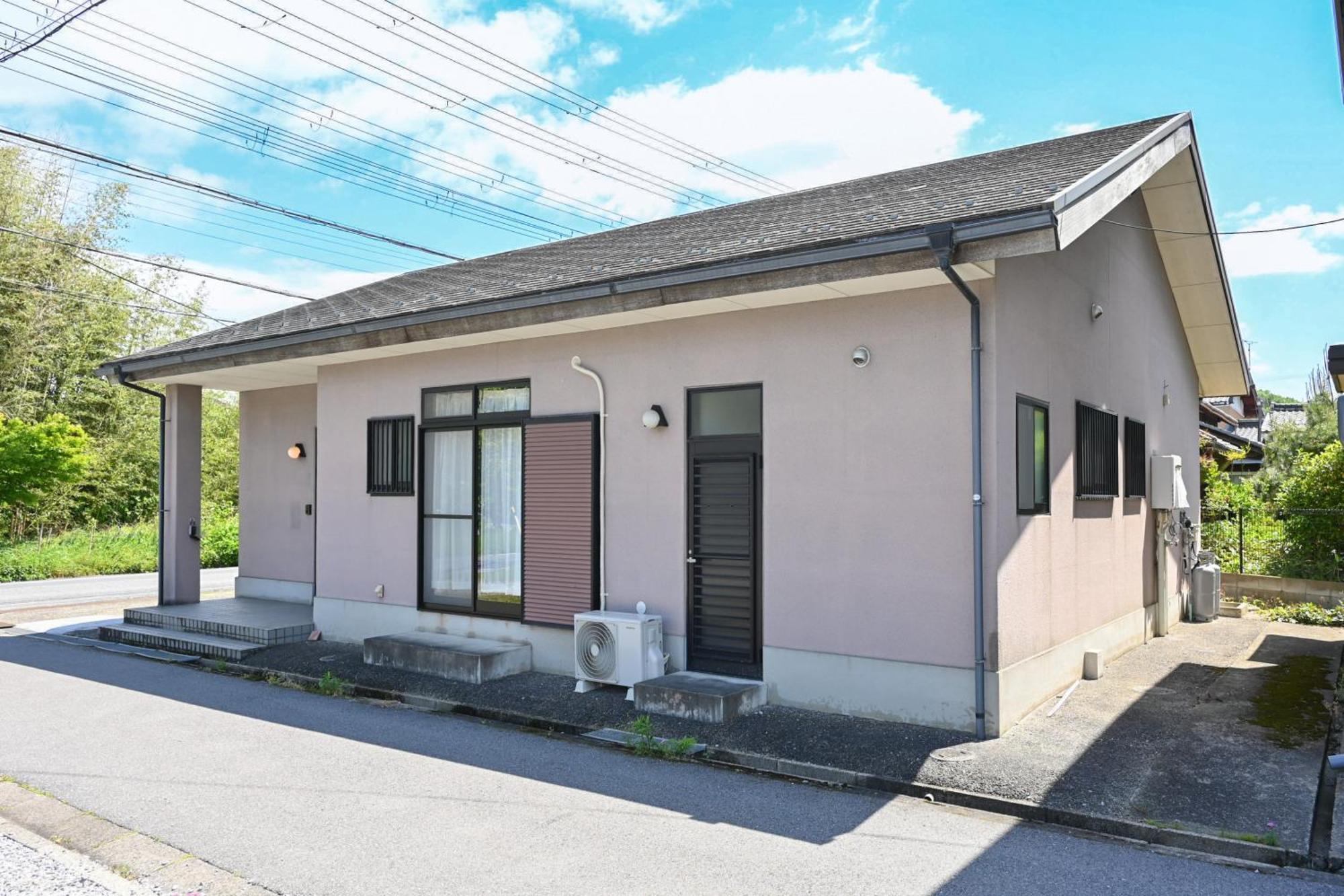 B Home彦根地蔵 Hikone